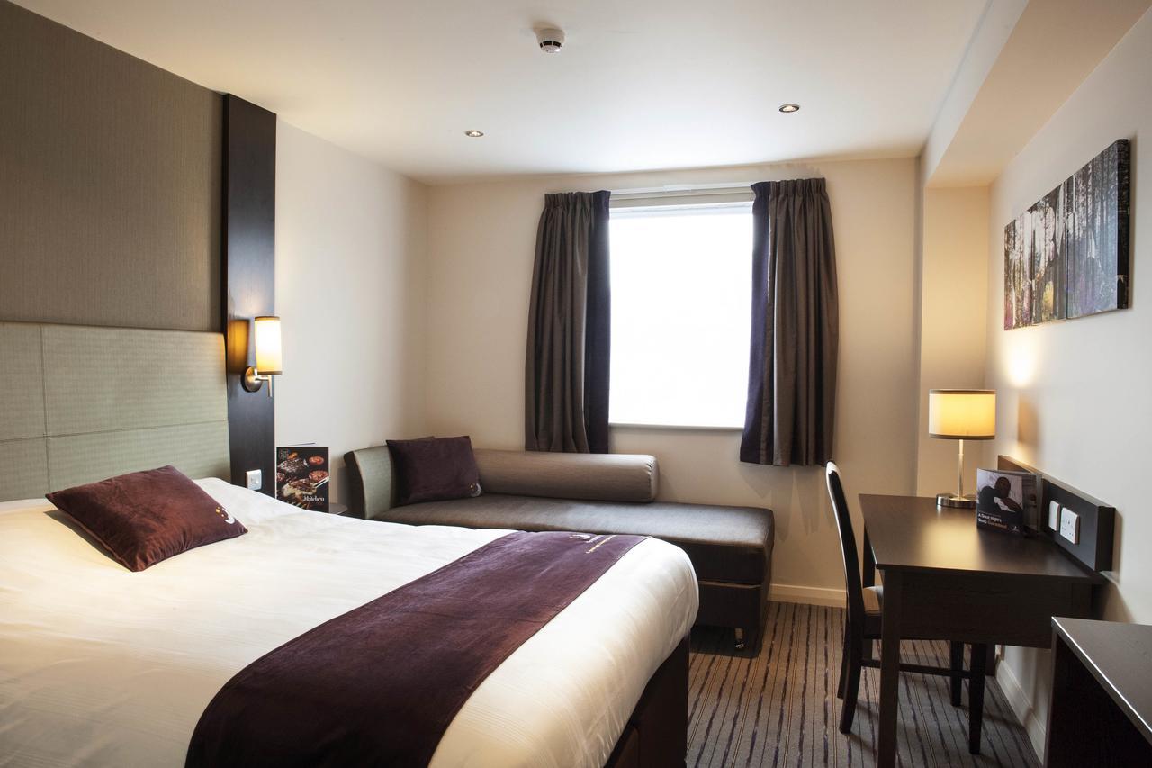 لندن Premier Inn Southwark Borough High St المظهر الخارجي الصورة